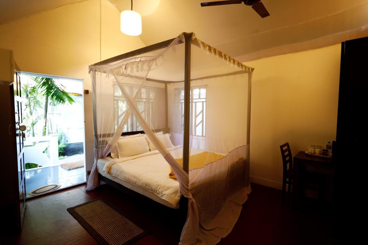 Temple Garden Seaside Cottages Palolem Bagian luar foto
