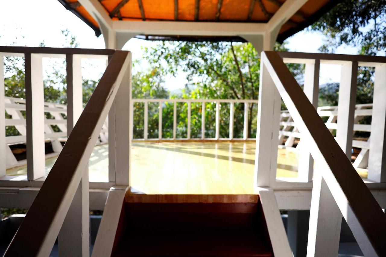 Temple Garden Seaside Cottages Palolem Bagian luar foto