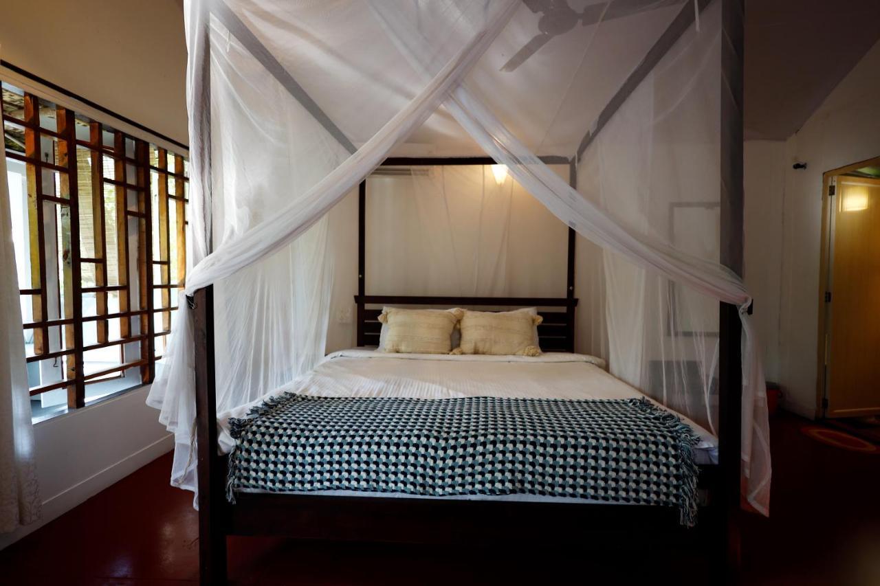 Temple Garden Seaside Cottages Palolem Bagian luar foto