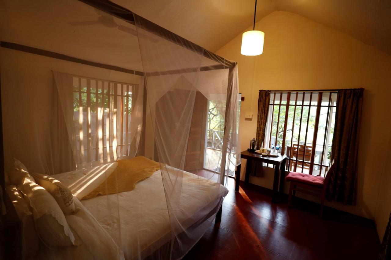 Temple Garden Seaside Cottages Palolem Bagian luar foto