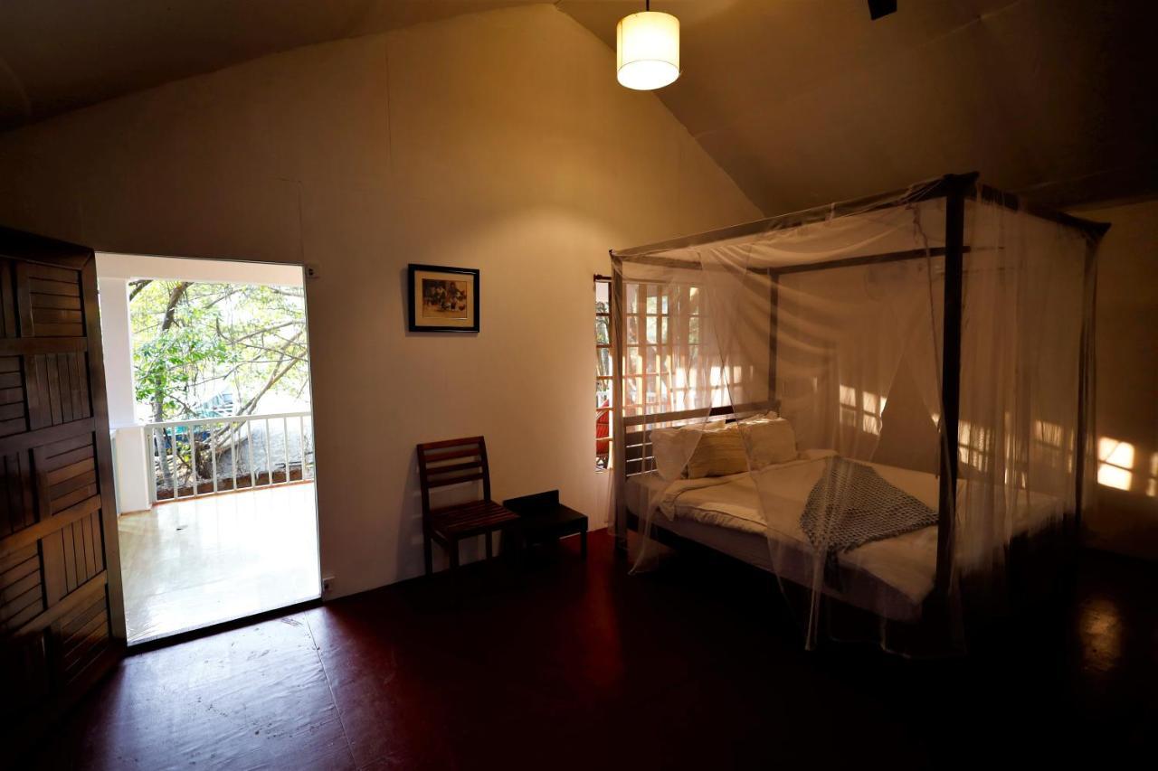 Temple Garden Seaside Cottages Palolem Bagian luar foto