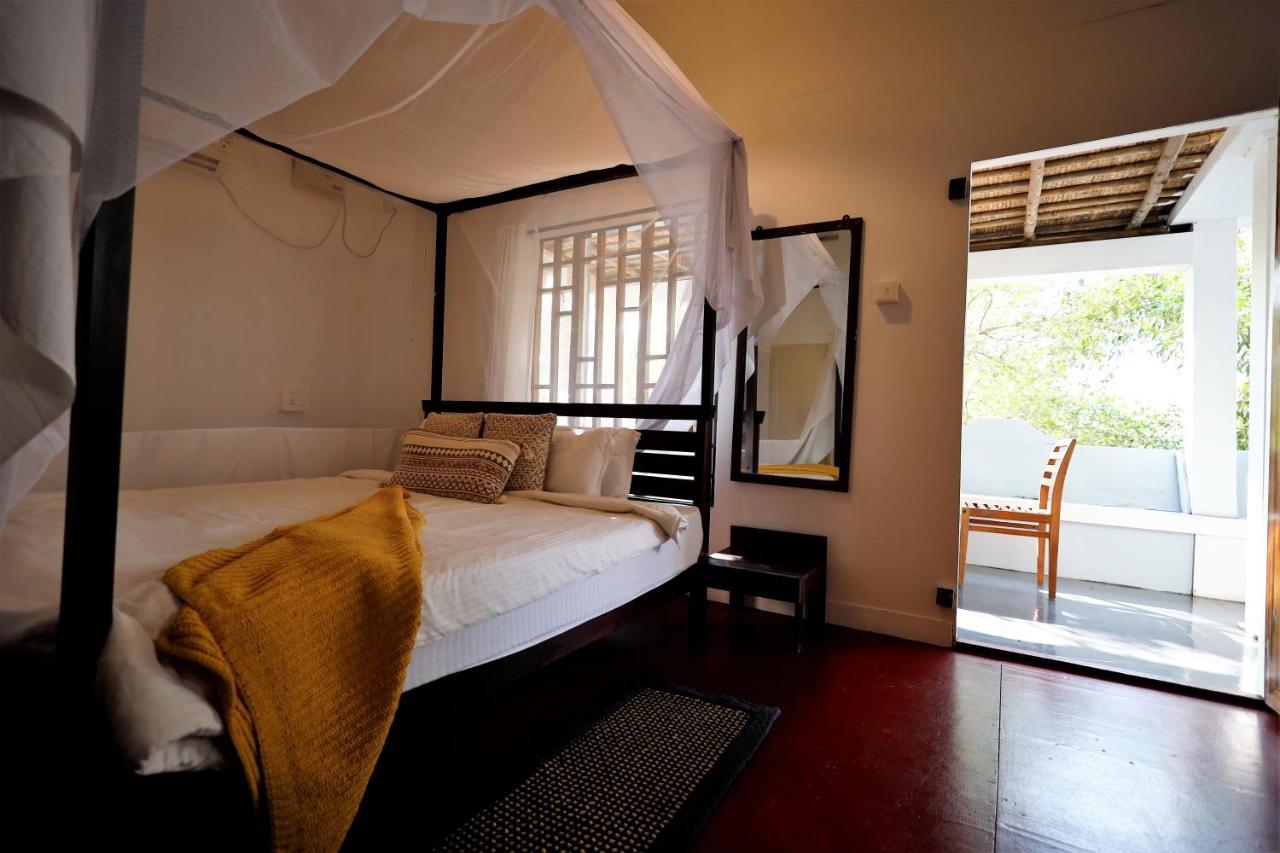 Temple Garden Seaside Cottages Palolem Bagian luar foto